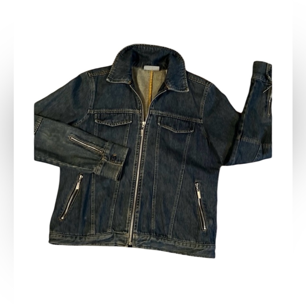 Valerie Steven’s Casual Distressed Jean Jacket Size Small